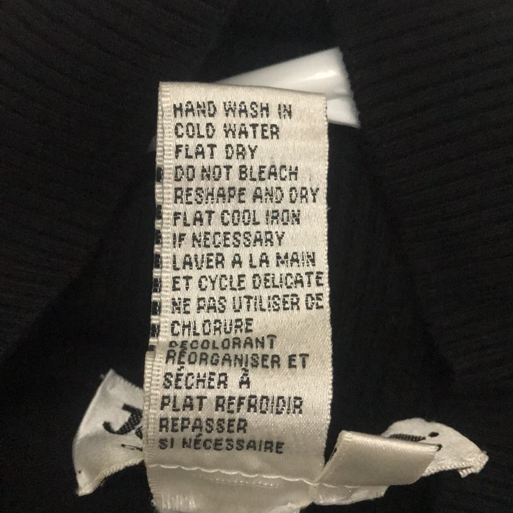 Sweater - Picture 7 of 7